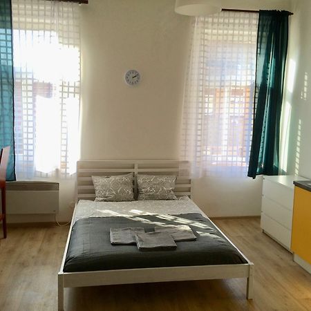 Residence Vita Nejedleho 프라하 외부 사진
